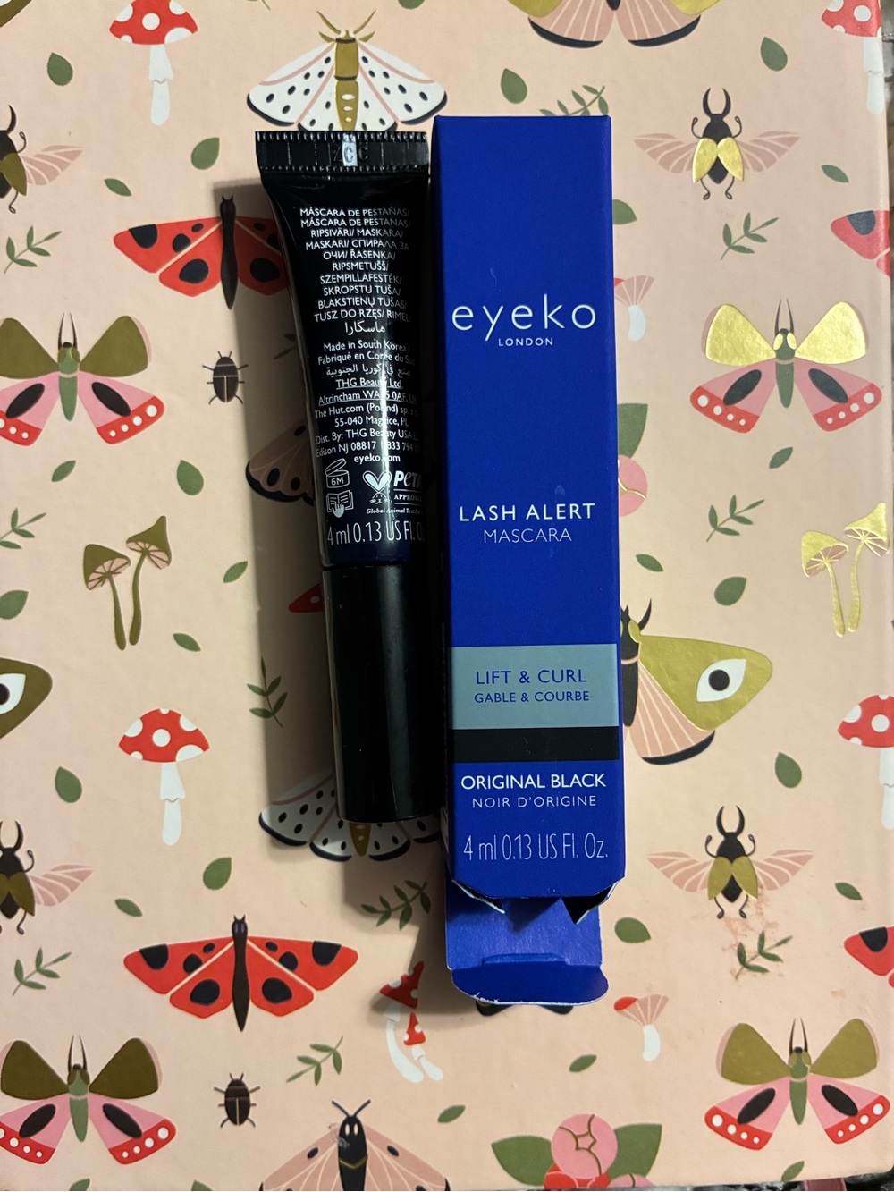 Eyeko London Lash Alert Mascara - Lift & Curl in Original Black - Picture 8 of 9